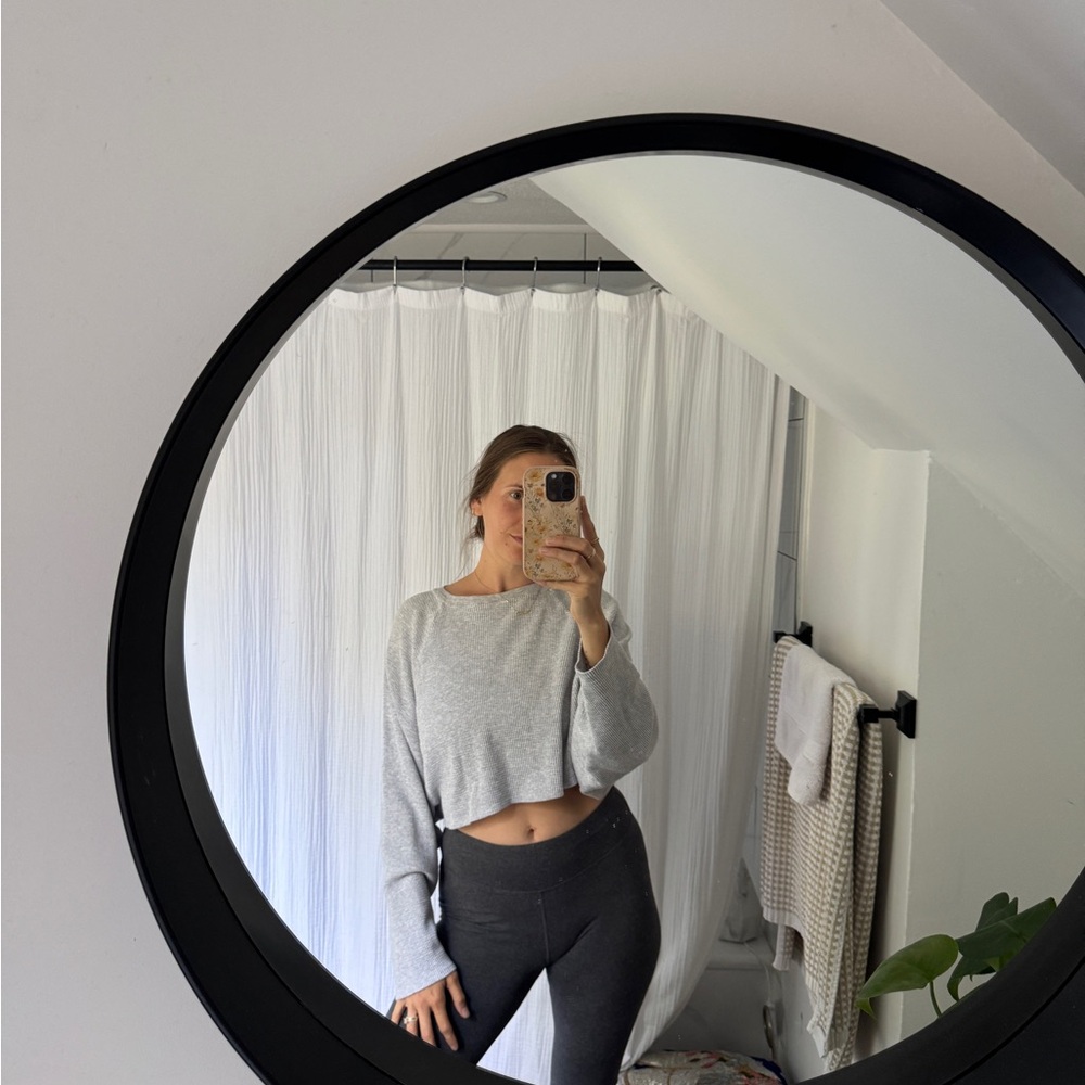 Babaton Light Gray Cropped Sweatshirt